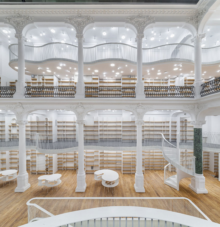 carousel-of-light-library-bucharest-2